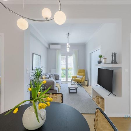Sun-Splashed 2-Bdr Corner Apartment With Hillside Views! Афины Экстерьер фото