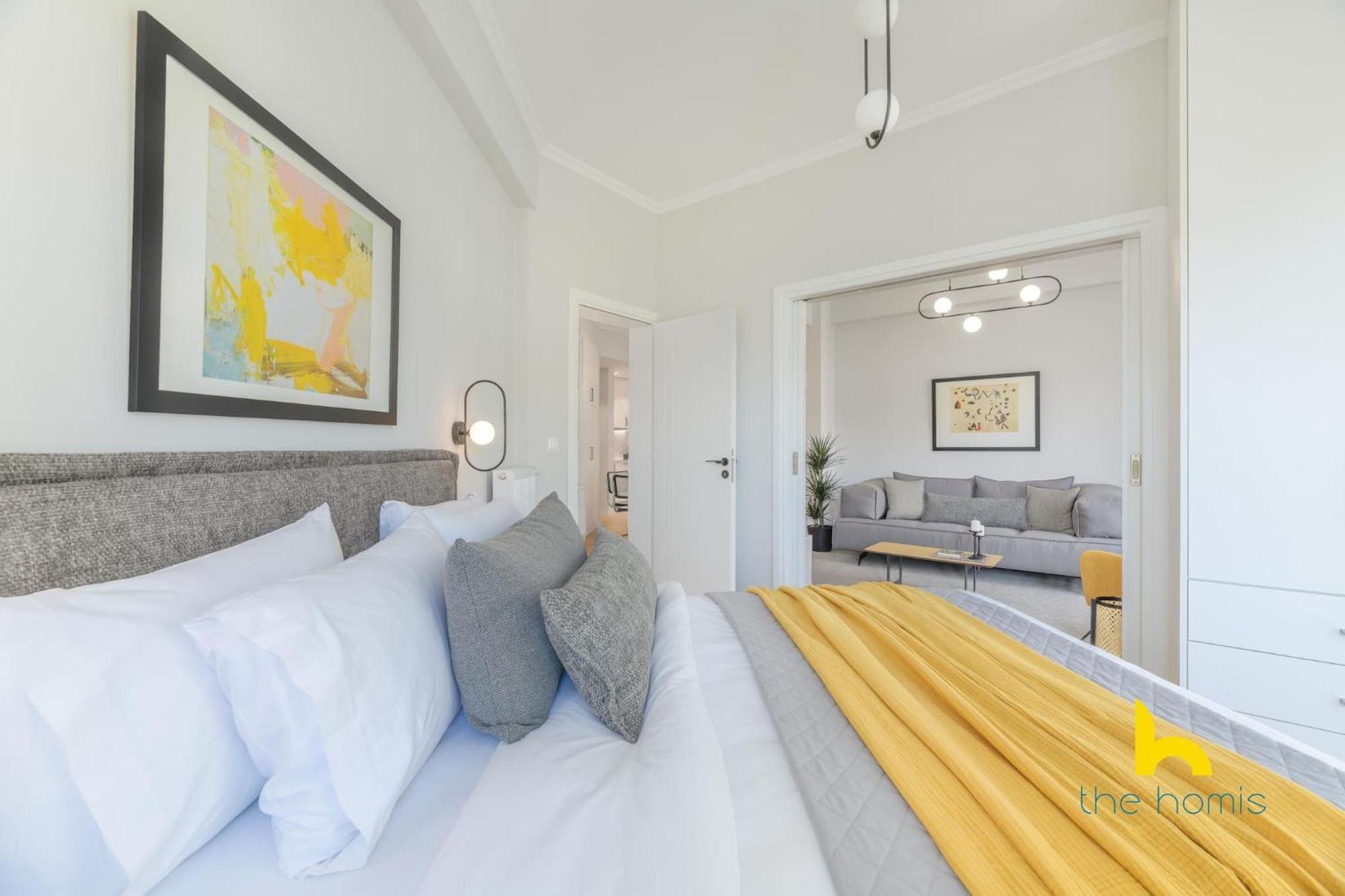 Sun-Splashed 2-Bdr Corner Apartment With Hillside Views! Афины Экстерьер фото